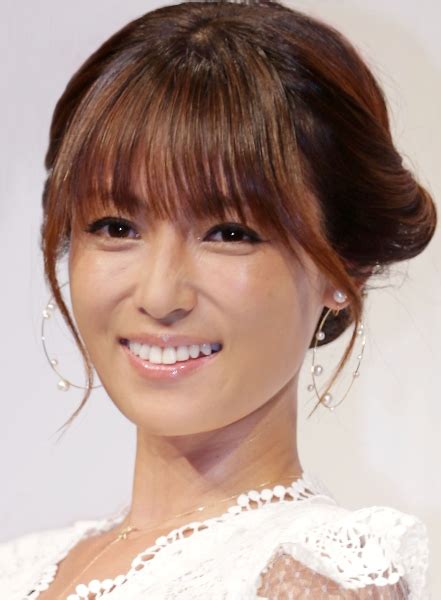 深田恭子 現在|“沈黙”続く深田恭子は事実上の「活動休止」か…SNS。